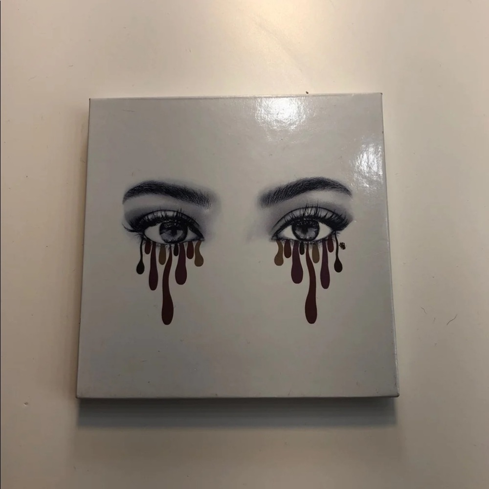 Kylie Cosmetics The Burgundy Palette